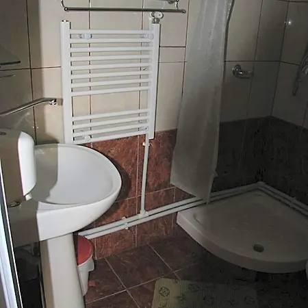 Szálloda Laguna 2*